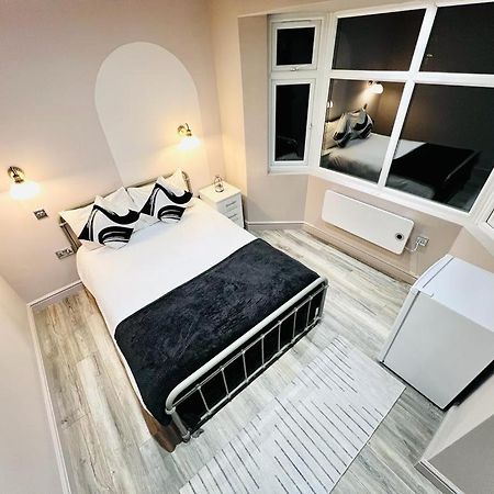 London Crescent House Top Location Ensuites Rooms Great Value Bagian luar foto